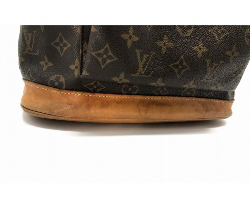 LOUIS VUITTON（ルイ ヴィトン）LOUIS VUITTON (ルイヴィトン) リュック モノグラム M51135 MI0945の古着・服飾アイテム