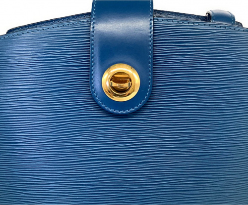 LOUIS VUITTON（ルイ ヴィトン）LOUIS VUITTON (ルイ ヴィトン) ショルダーバッグ ブルー エピ M52255 SP0957の古着・服飾アイテム