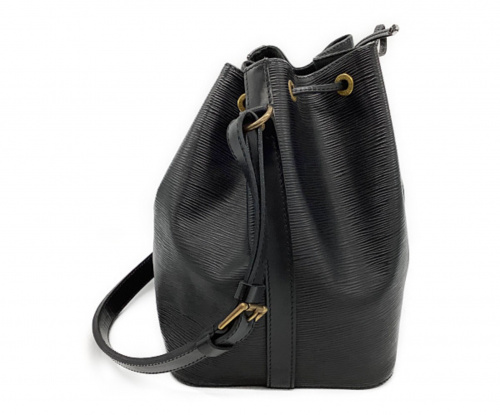 LOUIS VUITTON（ルイ ヴィトン）LOUIS VUITTON (ルイ ヴィトン) ショルダーバッグ ブラック エピ M59002 AR0944の古着・服飾アイテム