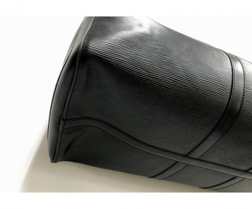 LOUIS VUITTON（ルイ ヴィトン）LOUIS VUITTON (ルイ ヴィトン) ボストンバッグ ブラック エピ M59052 SP0011の古着・服飾アイテム