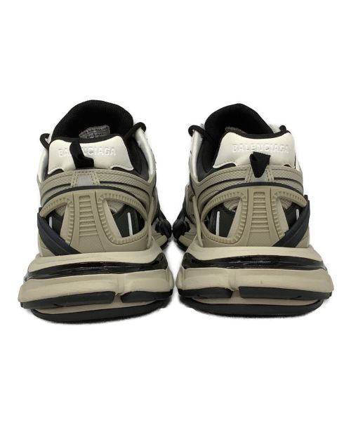 BALENCIAGA（バレンシアガ）BALENCIAGA (バレンシアガ) TRACK 2 OPEN SNEAKER(ﾄﾗｯｸ 2 ｵｰﾌﾟﾝ ｽﾆｰｶｰ) ベージュ×ブラック サイズ:UK8の古着・服飾アイテム