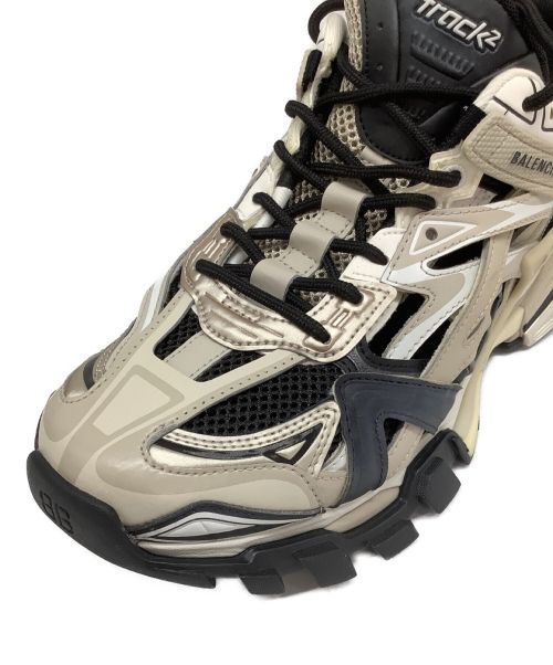 BALENCIAGA（バレンシアガ）BALENCIAGA (バレンシアガ) TRACK 2 OPEN SNEAKER(ﾄﾗｯｸ 2 ｵｰﾌﾟﾝ ｽﾆｰｶｰ) ベージュ×ブラック サイズ:UK8の古着・服飾アイテム