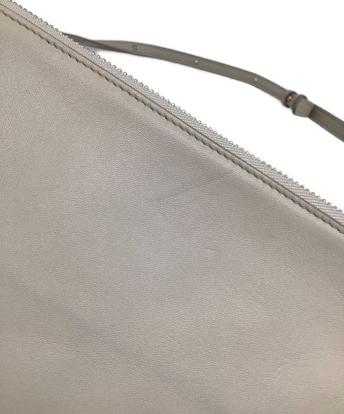 CELINE（セリーヌ）CELINE (セリーヌ) トリオショルダーバッグ ベージュの古着・服飾アイテム