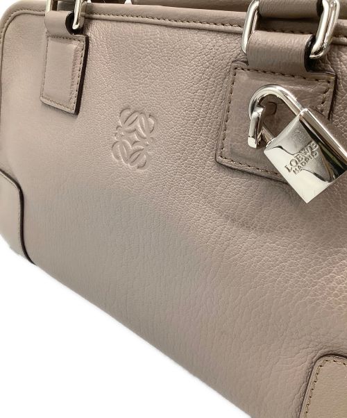 LOEWE（ロエベ）LOEWE (ロエベ) アマソナ28 ベージュの古着・服飾アイテム