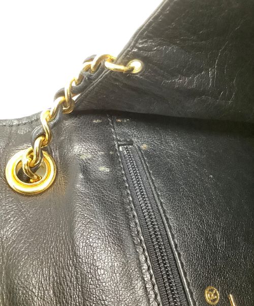 CHANEL（シャネル）CHANEL (シャネル) チェーンショルダーバッグ ブラックの古着・服飾アイテム
