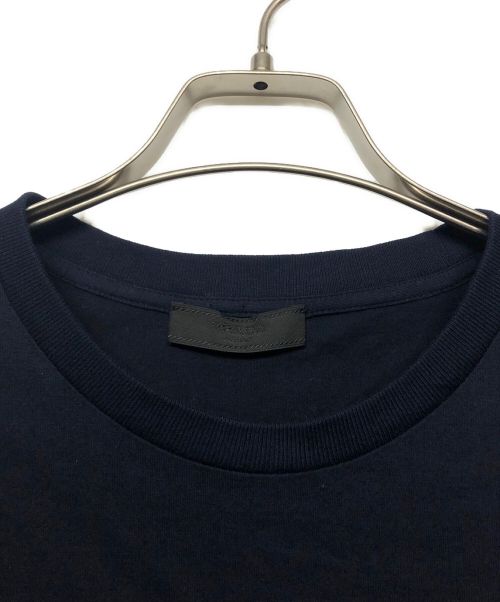 PRADA（プラダ）PRADA (プラダ) ロゴプリントTシャツ ネイビー サイズ:Lの古着・服飾アイテム