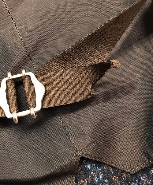 TAGLIATORE（タリアトーレ）TAGLIATORE (タリアトーレ) KLAUS ダブルブレステッド8Bジレ ネイビー×ブラウン サイズ:46の古着・服飾アイテム