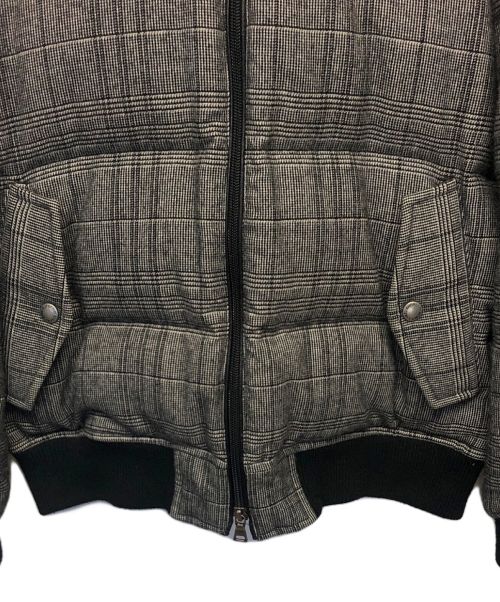 BURBERRY BLUE LABEL（バーバリー ブルー レーベル）BURBERRY BLUE LABEL (バーバリーブルーレーベル) チェックダウンジャケット グレー サイズ:Mの古着・服飾アイテム
