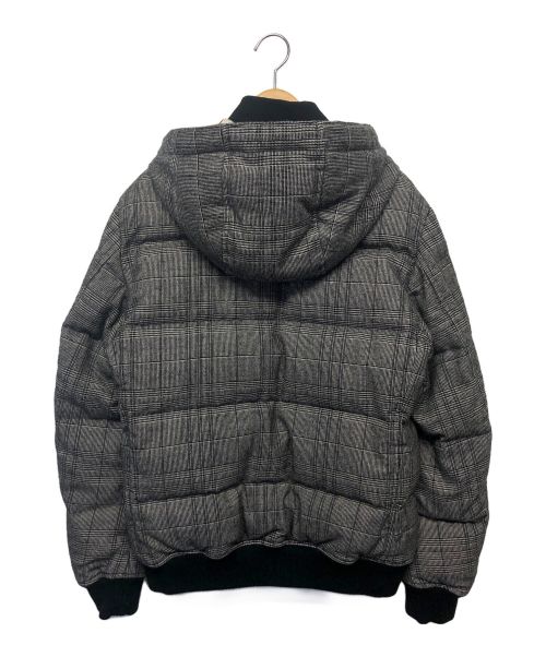 BURBERRY BLUE LABEL（バーバリー ブルー レーベル）BURBERRY BLUE LABEL (バーバリーブルーレーベル) チェックダウンジャケット グレー サイズ:Mの古着・服飾アイテム