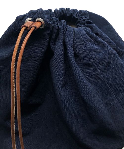JIL SANDER+（ジルサンダープラス）JIL SANDER+ (ジルサンダープラス) 巾着ショルダーバッグ ネイビーの古着・服飾アイテム