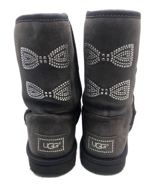 UGG（アグ）UGG (アグ) ブーツ グレー サイズ:23の古着・服飾アイテム