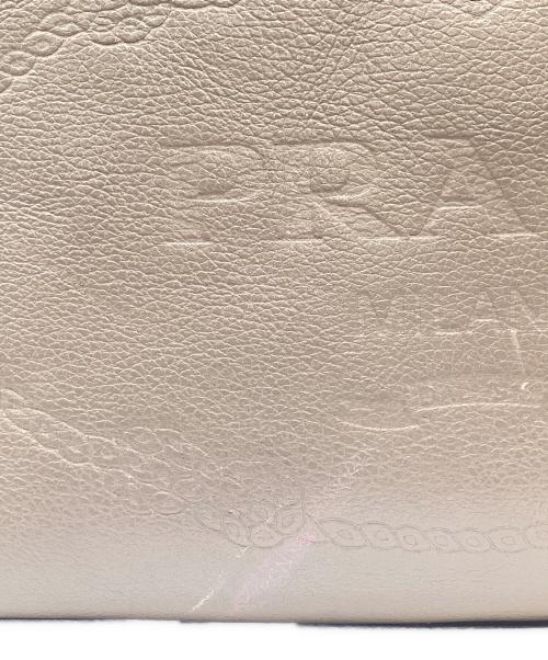 PRADA（プラダ）PRADA (プラダ) ショルダーバッグ グレーの古着・服飾アイテム