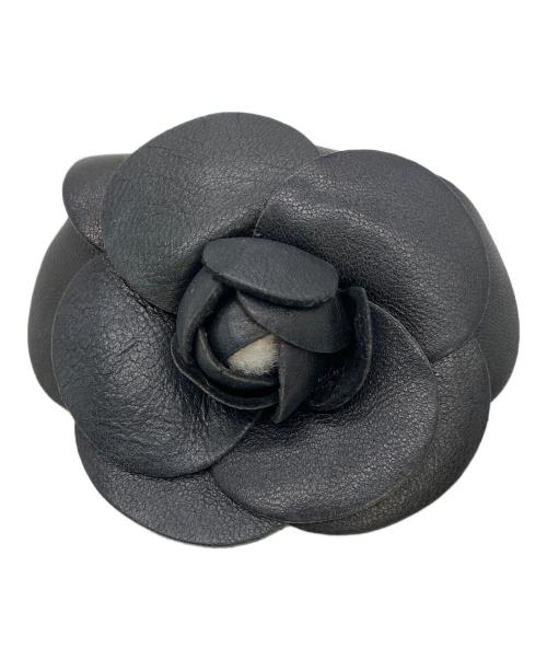 CHANEL（シャネル）CHANEL (シャネル) カメリアブローチ ブラックの古着・服飾アイテム