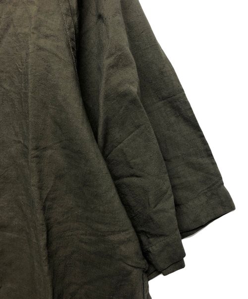 KIJI（キジ）KIJI (キジ) Vネックリネンカットソー カーキ サイズ:不明の古着・服飾アイテム