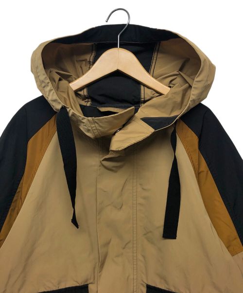 MACPHEE（マカフィー）MACPHEE (マカフィ) メモリーグログラン フーデッドショートコート ブラック×ベージュ サイズ:36の古着・服飾アイテム