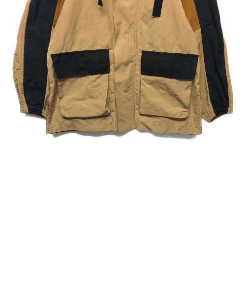 MACPHEE（マカフィー）MACPHEE (マカフィ) メモリーグログラン フーデッドショートコート ブラック×ベージュ サイズ:36の古着・服飾アイテム