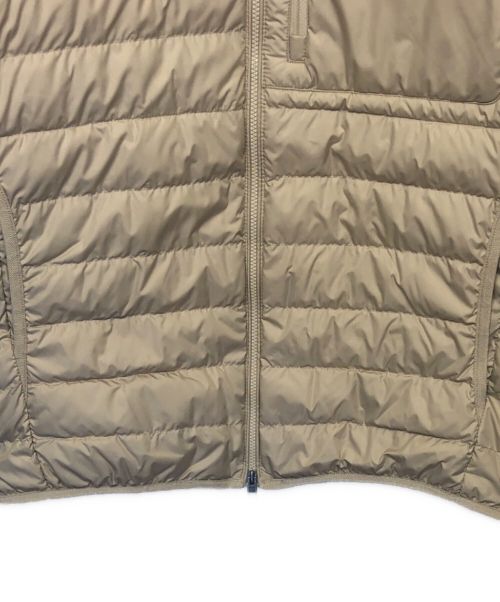 WOOLRICH（ウールリッチ）WOOLRICH (ウールリッチ) ダウンジャケット ベージュ サイズ:Mの古着・服飾アイテム