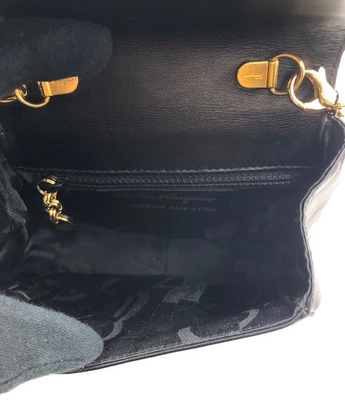 Salvatore Ferragamo（サルヴァトーレ フェラガモ）Salvatore Ferragamo (サルヴァトーレ フェラガモ) ショルダーバッグ ブラックの古着・服飾アイテム