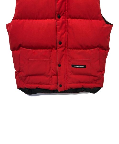 CANADA GOOSE（カナダグース）CANADA GOOSE (カナダグース) ダウンベスト レッド サイズ:Sの古着・服飾アイテム