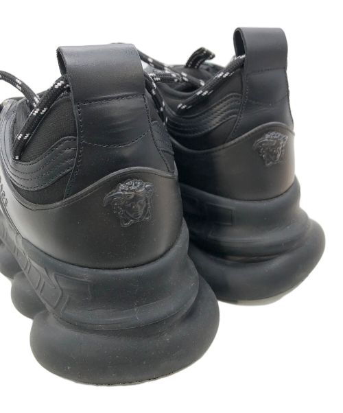 VERSACE（ヴェルサーチ）VERSACE (ヴェルサーチ) スニーカー ブラック サイズ:43の古着・服飾アイテム