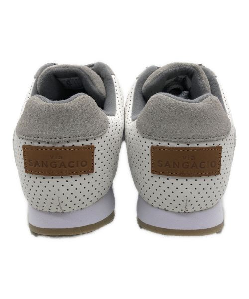via SANGACIO（ヴィア・サンガチオ）via SANGACIO (ヴィア・サンガチオ) にゅ～ずスニーカー ホワイト×グレー サイズ:26.5cmの古着・服飾アイテム