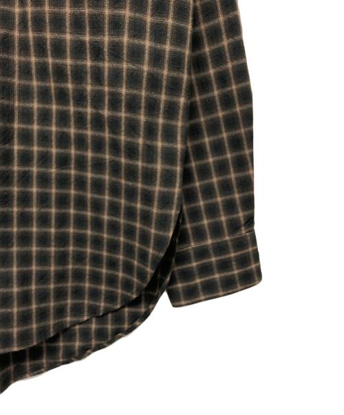 COLINA（コリーナ）COLINA (コリーナ) スタンドカラーシャツ ブラック×ブラウン サイズ:Lの古着・服飾アイテム