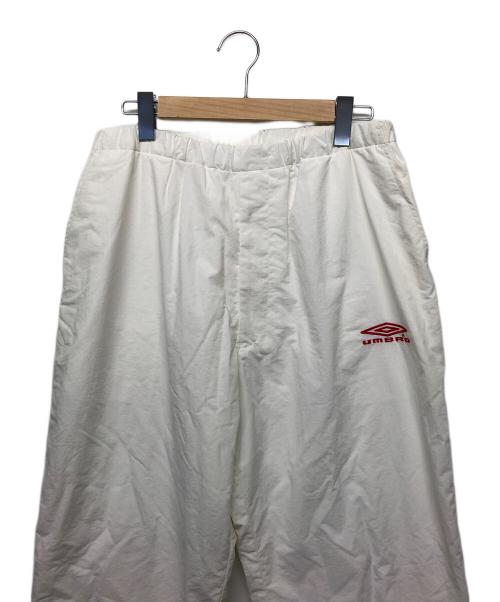 UMBRO（アンブロ）UMBRO (アンブロ) COMOLI (コモリ) ナイロンパンツ ホワイト サイズ:Lの古着・服飾アイテム