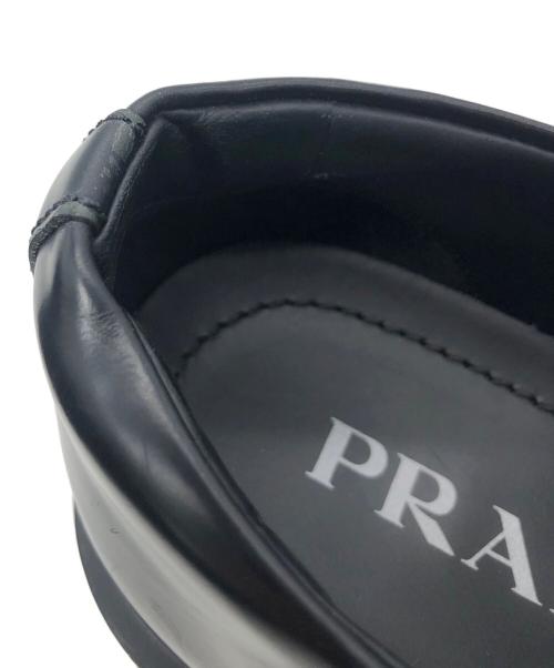 PRADA（プラダ）PRADA (プラダ) ブラッシュドレザーモノリスローファー ブラック サイズ:36 1/2の古着・服飾アイテム