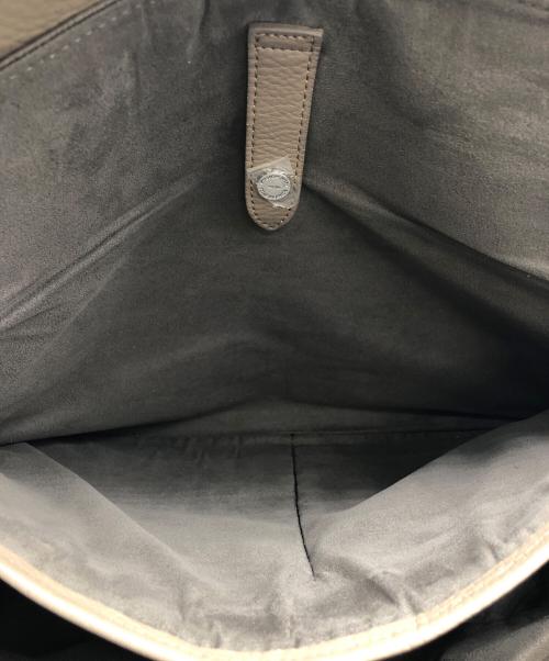 PELLE MORBIDA（ペッレモルビダ）PELLE MORBIDA (ペッレモルビダ) フラップボストンバッグ ベージュの古着・服飾アイテム