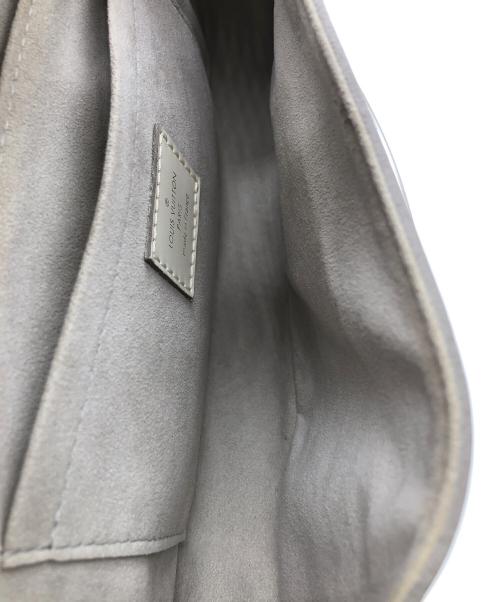 LOUIS VUITTON（ルイ ヴィトン）LOUIS VUITTON (ルイ ヴィトン) ポシェット・モンテーニュ　ホワイトエピ ホワイトの古着・服飾アイテム