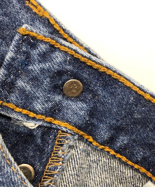 LEVI'S（リーバイス）LEVI'S (リーバイス) デニムパンツ ブルー サイズ:76cm(W30)の古着・服飾アイテム