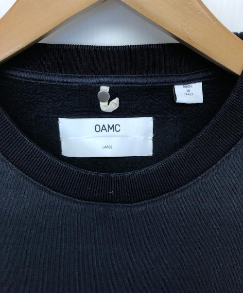 OAMC（オーエーエムシー）OAMC (オーエーエムシー) NOISE CREWNECK ネイビー サイズ:Lの古着・服飾アイテム