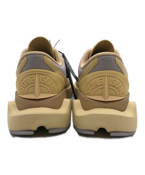 NEW BALANCE（ニューバランス）NEW BALANCE (ニューバランス) STONE ISLAND (ストーンアイランド) スニーカー ベージュ サイズ:27.5cmの古着・服飾アイテム