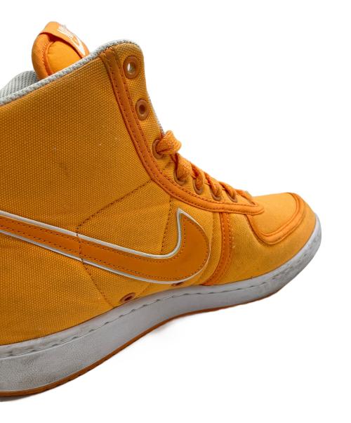 NIKE（ナイキ）NIKE (ナイキ) スニーカー オレンジ サイズ:28.5の古着・服飾アイテム