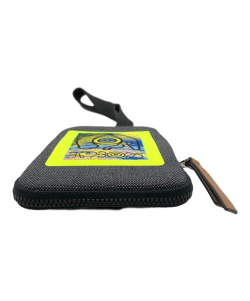 LOEWE（ロエベ）LOEWE (ロエベ) LOEWE ポーチ グレーの古着・服飾アイテム