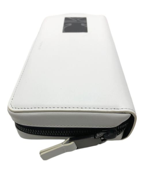Calvin Klein（カルバンクライン）Calvin Klein (カルバンクライン) 長財布 ホワイトの古着・服飾アイテム