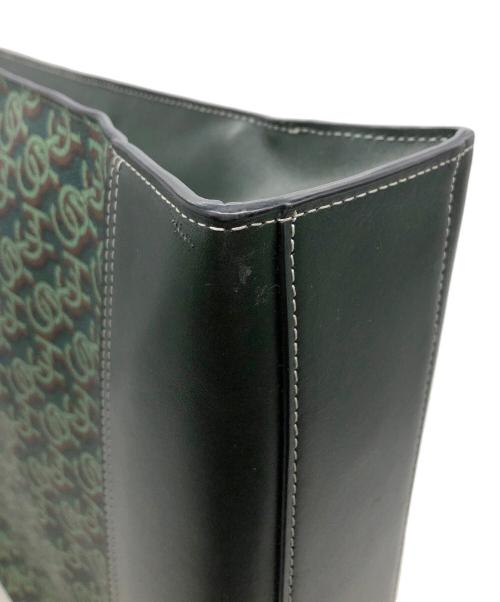COACH（コーチ）COACH (コーチ) シグネチャーモノグラム グリーンの古着・服飾アイテム