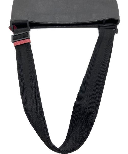 GUCCI（グッチ）GUCCI (グッチ) メッセンジャーショルダーバッグ ブラックの古着・服飾アイテム