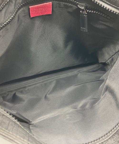 GUCCI（グッチ）GUCCI (グッチ) メッセンジャーショルダーバッグ ブラックの古着・服飾アイテム