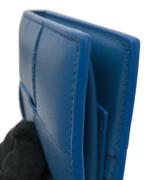 BOTTEGA VENETA（ボッテガベネタ）BOTTEGA VENETA (ボッテガベネタ) 2つ折り財布 ブルーの古着・服飾アイテム