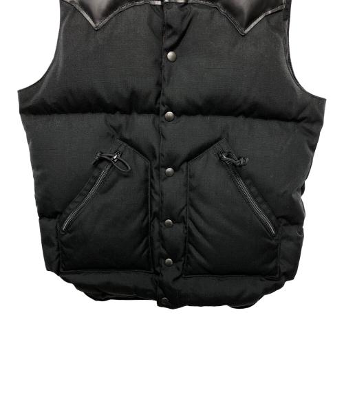 BRIEFING（ブリーフィング）BRIEFING (ブリーフィング) RockyMountainFeatherBed (ロッキーマウンテンフェザーベッド) BEAMS (ビームス) ダウンベスト ブラック サイズ:38の古着・服飾アイテム