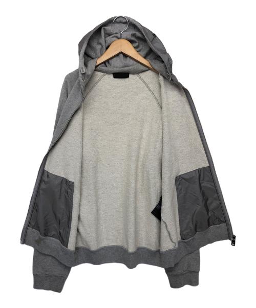 PRADA（プラダ）PRADA (プラダ) ジップパーカー グレー サイズ:Lの古着・服飾アイテム