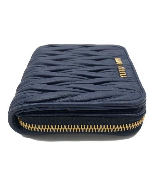 MIU MIU（ミュウミュウ）MIU MIU (ミュウミュウ) 5ML522 ネイビーの古着・服飾アイテム