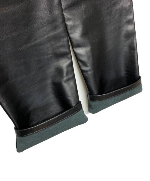 BURBERRY BLUE LABEL（バーバリー ブルー レーベル）BURBERRY BLUE LABEL (バーバリーブルーレーベル) レザーパンツ ブラック サイズ:Mの古着・服飾アイテム