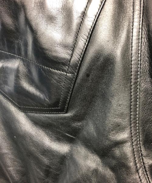 BURBERRY BLUE LABEL（バーバリー ブルー レーベル）BURBERRY BLUE LABEL (バーバリーブルーレーベル) レザーパンツ ブラック サイズ:Mの古着・服飾アイテム