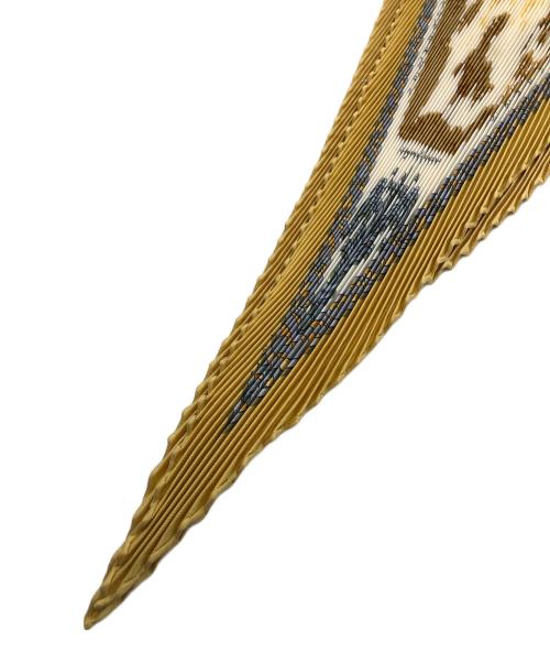 HERMES（エルメス）HERMES (エルメス) courbettes et cabrioles　カレ90 プリーツスカーフ イエローの古着・服飾アイテム