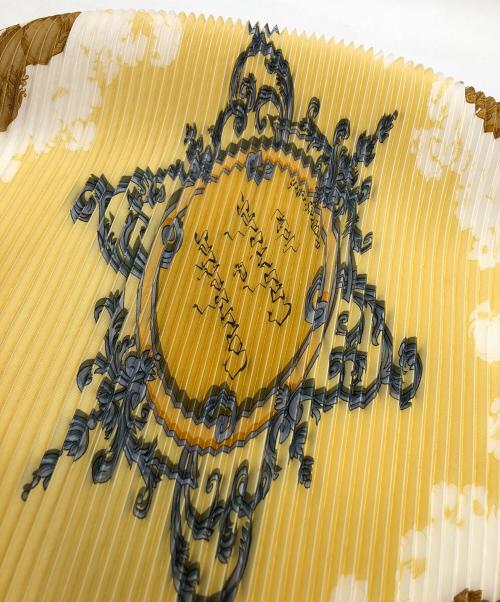 HERMES（エルメス）HERMES (エルメス) courbettes et cabrioles　カレ90 プリーツスカーフ イエローの古着・服飾アイテム