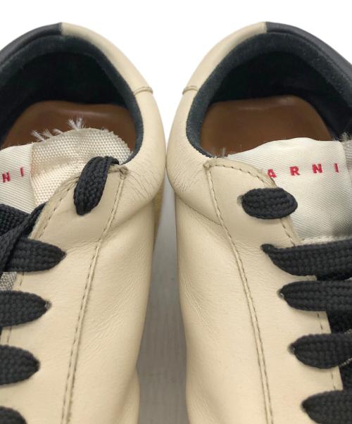 MARNI（マルニ）MARNI (マルニ) スニーカー ベージュ×ブラック サイズ:24cmの古着・服飾アイテム