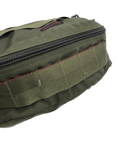BRIEFING（ブリーフィング）BRIEFING (ブリーフィング) マスターポッド ボディーバッグ オリーブの古着・服飾アイテム