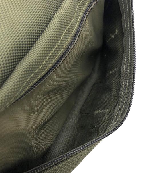 BRIEFING（ブリーフィング）BRIEFING (ブリーフィング) マスターポッド ボディーバッグ オリーブの古着・服飾アイテム